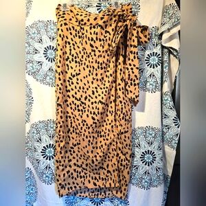🐆 Forever 21 Leopard Wrap Skirt – Size Large (Midi Length) 🐆